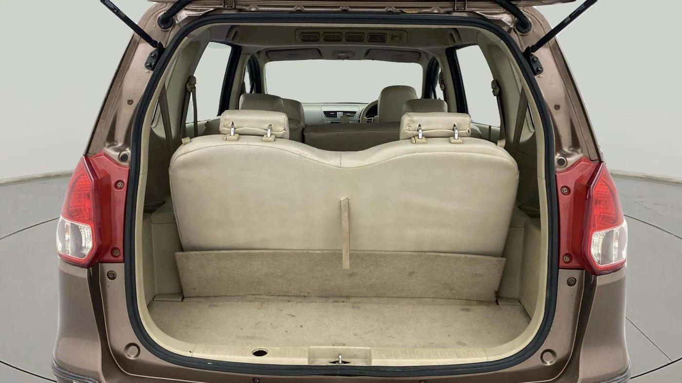 2014 Maruti Ertiga ZDI, Diesel, Manual, 74,883 km, Boot Inside