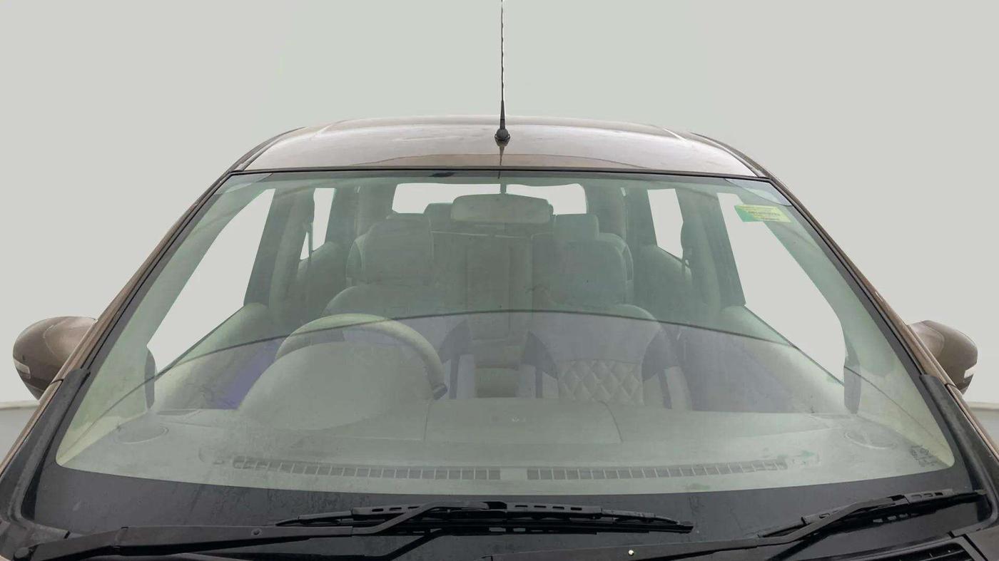 2014 Maruti Ertiga ZDI, Diesel, Manual, 74,883 km, Front Windshield
