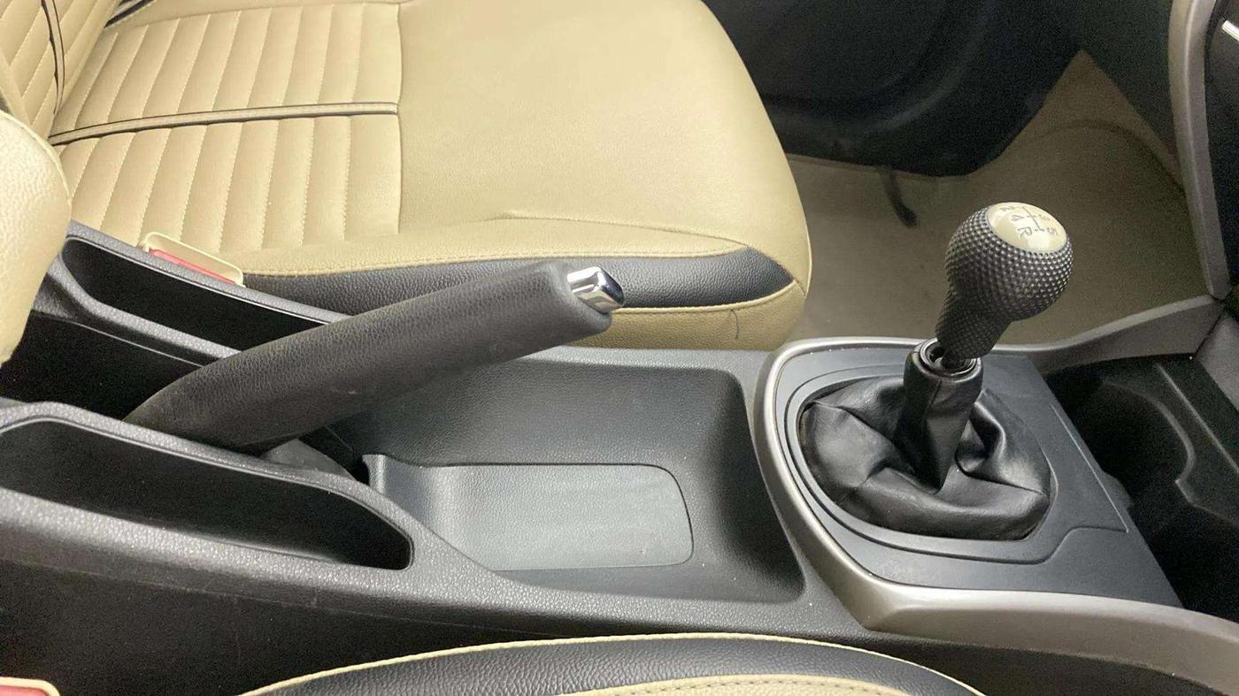 2018 Honda City 1.5L I-VTEC SV, Petrol, Manual, 40,189 km, Gear Lever