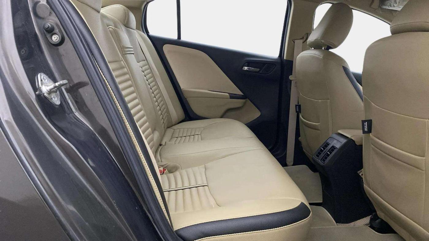 2018 Honda City 1.5L I-VTEC SV, Petrol, Manual, 40,189 km, Right Side Rear Door Cabin