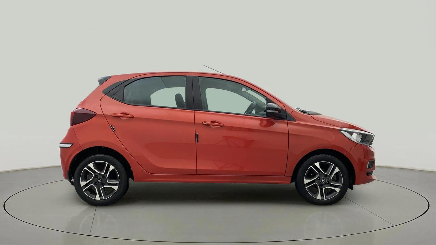 2021 Tata Tiago XZA PLUS PETROL, Petrol, Automatic, 80,295 km, Right Side View