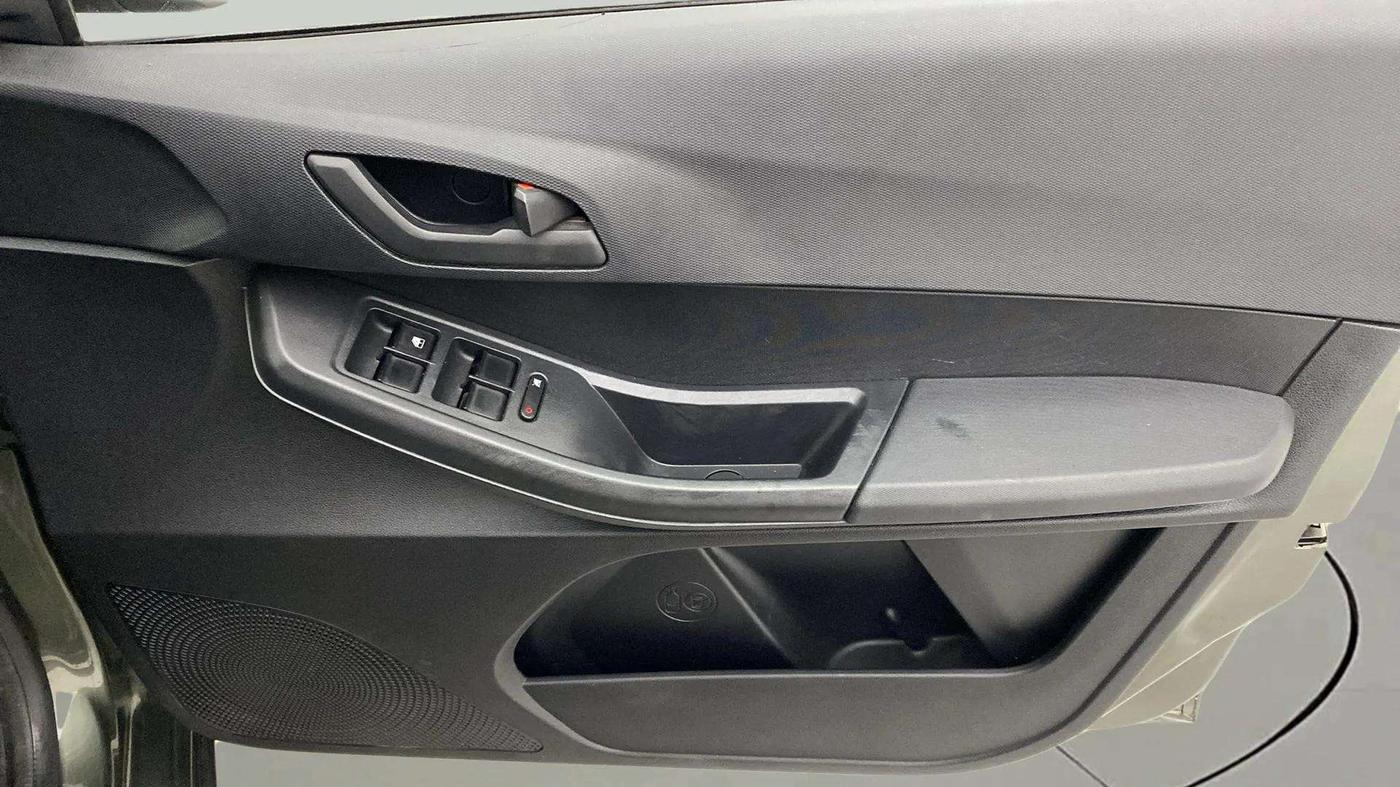 2021 Tata TIAGO NRG XZ MT, Petrol, Manual, 20,042 km, Driver Side Door Panels Control