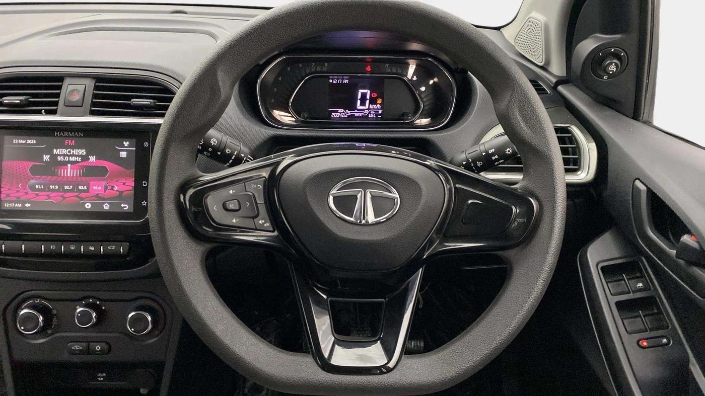 2021 Tata TIAGO NRG XZ MT, Petrol, Manual, 20,042 km, Steering Wheel Close Up