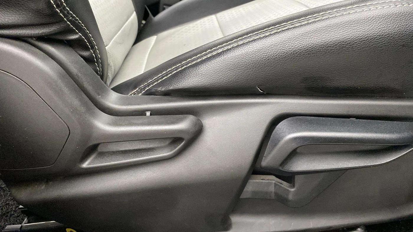 2021 Tata TIAGO NRG XZ MT, Petrol, Manual, 20,042 km, Driver Side Adjustment Panel