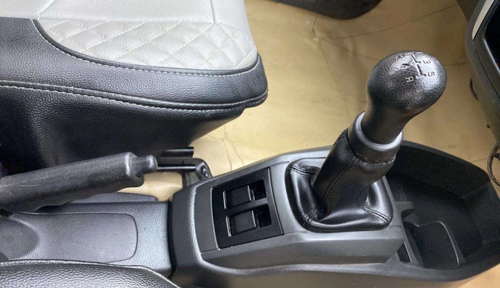 2017 Maruti Alto 800 LXI, Petrol, Manual, 61,690 km, Gear Lever