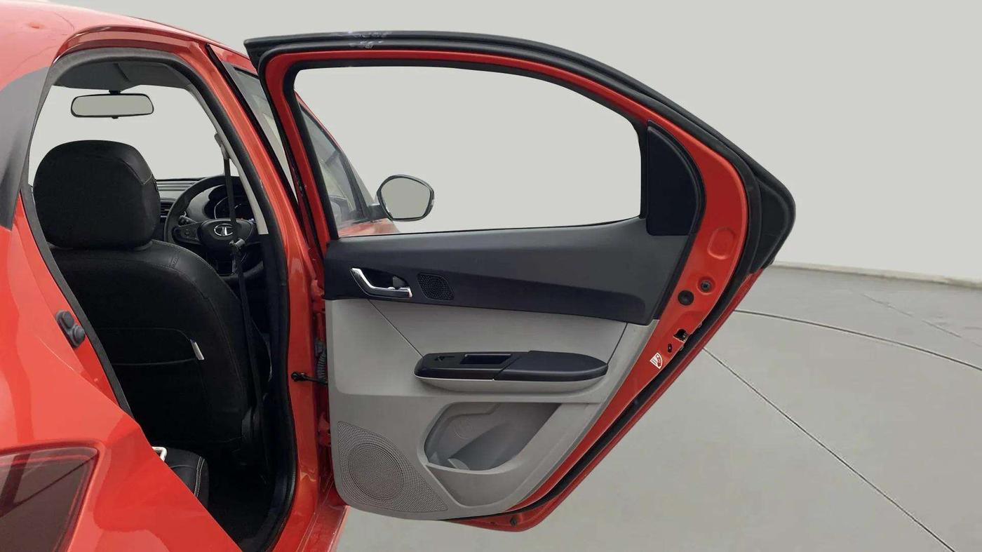 2021 Tata Tiago XZA PLUS PETROL, Petrol, Automatic, 23,290 km, RHS Rear Door