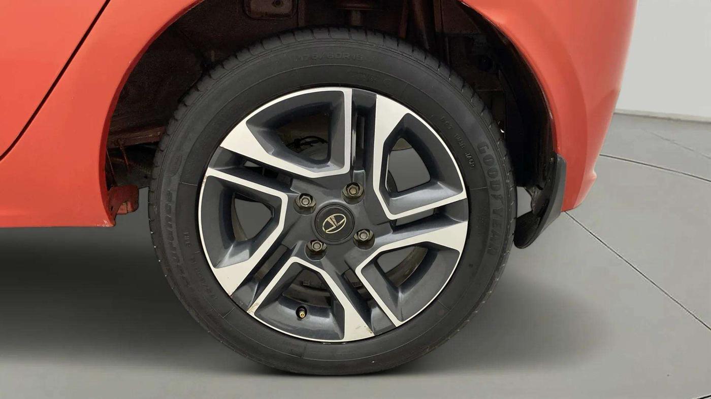 2021 Tata Tiago XZA PLUS PETROL, Petrol, Automatic, 23,290 km, Left Rear Wheel