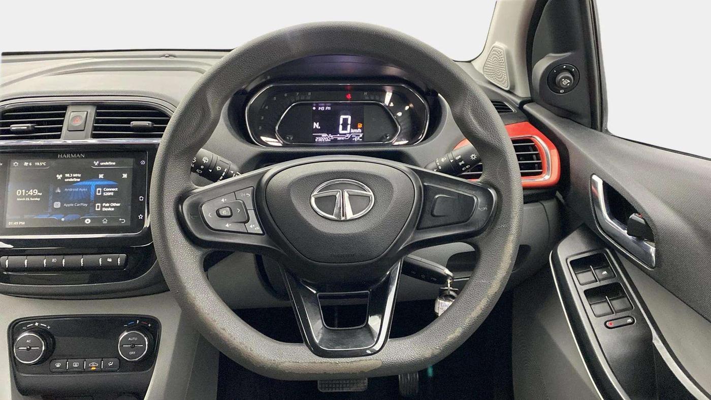 2021 Tata Tiago XZA PLUS PETROL, Petrol, Automatic, 23,290 km, Steering Wheel Close Up