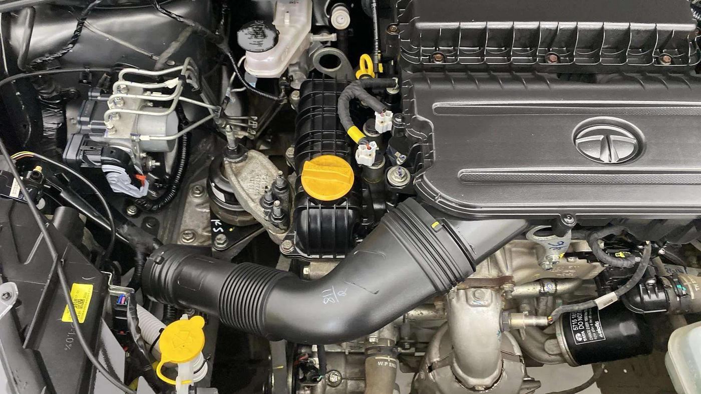 2023 Tata TIGOR XZ PLUS PETROL, Petrol, Manual, 2,254 km, Engine View - Right