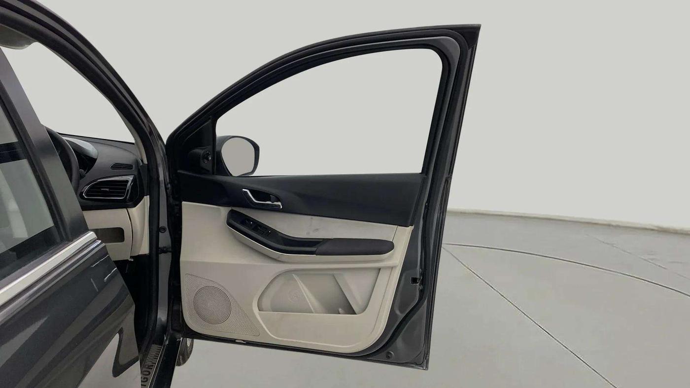 2023 Tata TIGOR XZ PLUS PETROL, Petrol, Manual, 2,254 km, RHS Front Door