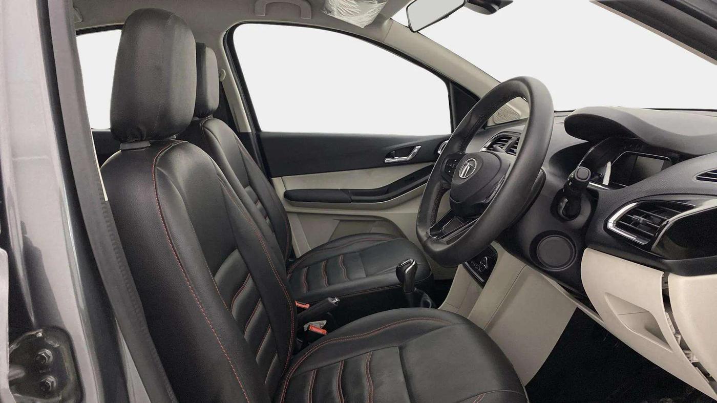 2023 Tata TIGOR XZ PLUS PETROL, Petrol, Manual, 2,254 km, Right Side Front Door Cabin