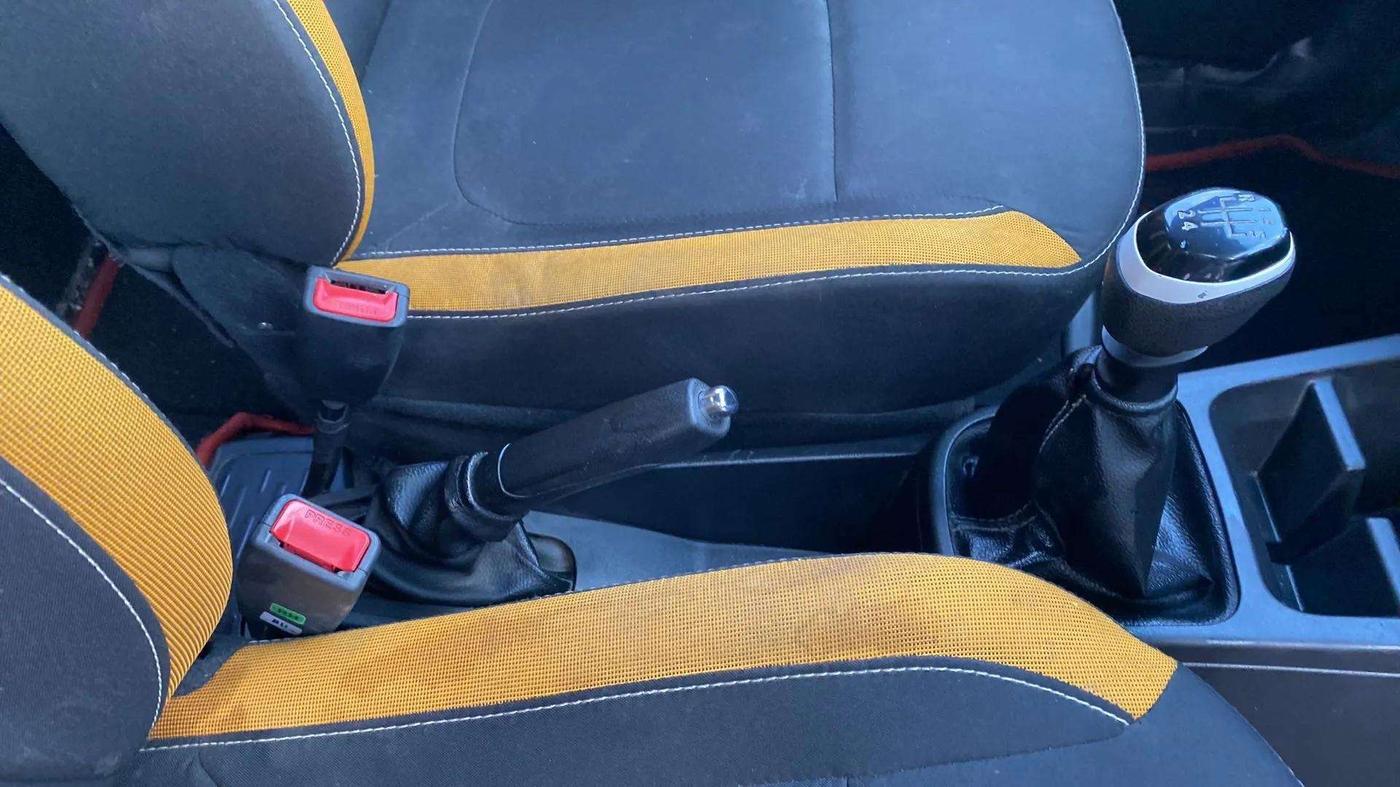 2022 Renault Kwid CLIMBER MT 1.0, Petrol, Manual, 19,489 km, Gear Lever