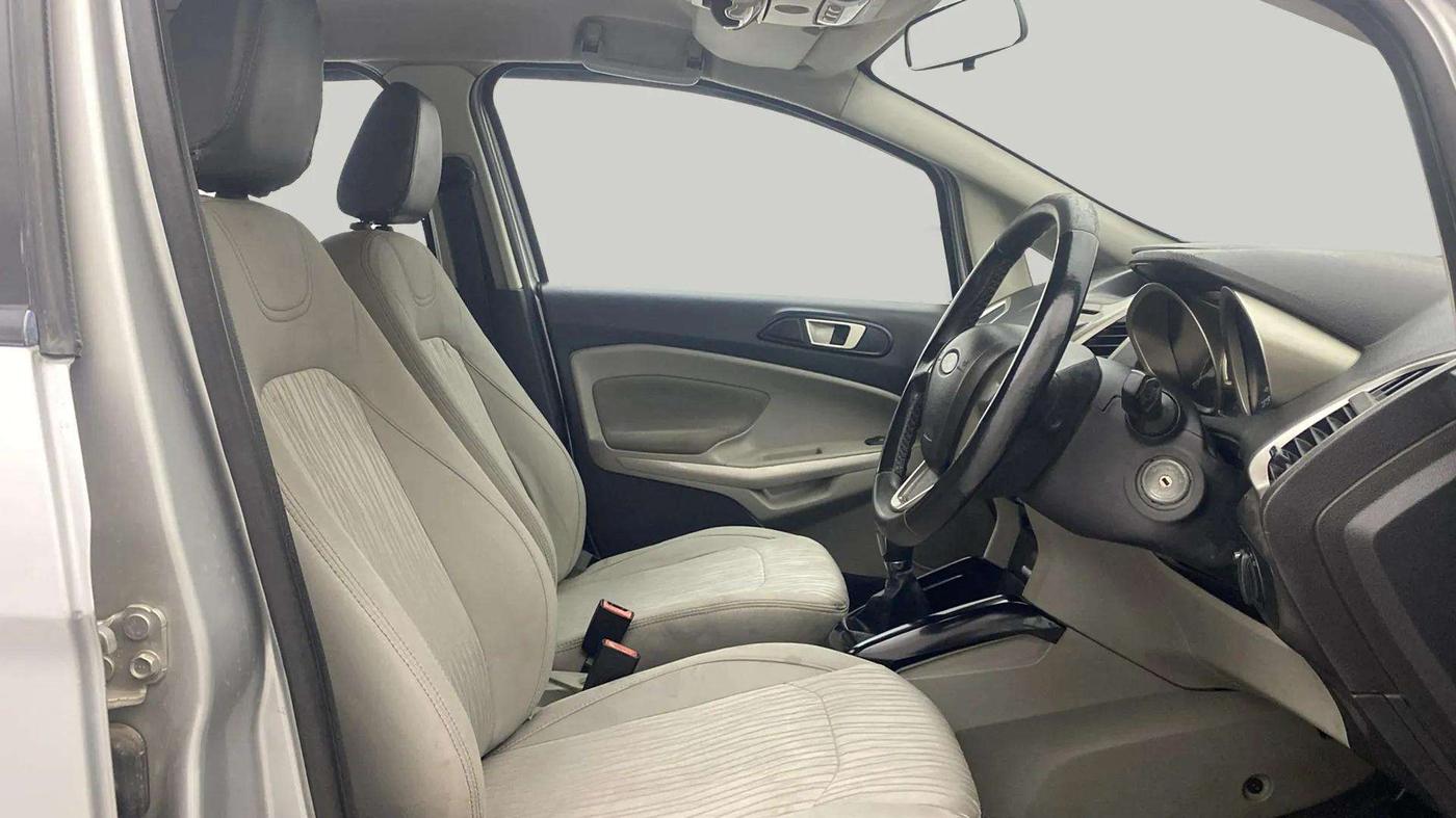 2014 Ford Ecosport TITANIUM 1.5L DIESEL, Diesel, Manual, 87,127 km, Right Side Front Door Cabin