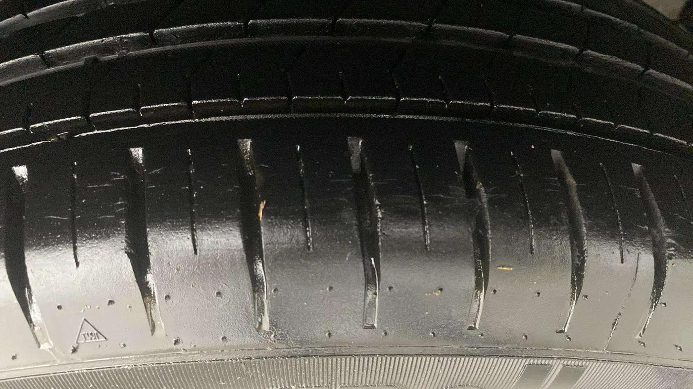 2022 Maruti Baleno ALPHA 1.2 AGS, Petrol, Automatic, 15,610 km, Left Rear Tyre Tread