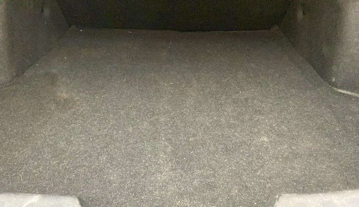 2018 Maruti Ciaz ALPHA 1.5 SHVS PETROL, Petrol, Manual, 30,345 km, Boot Inside