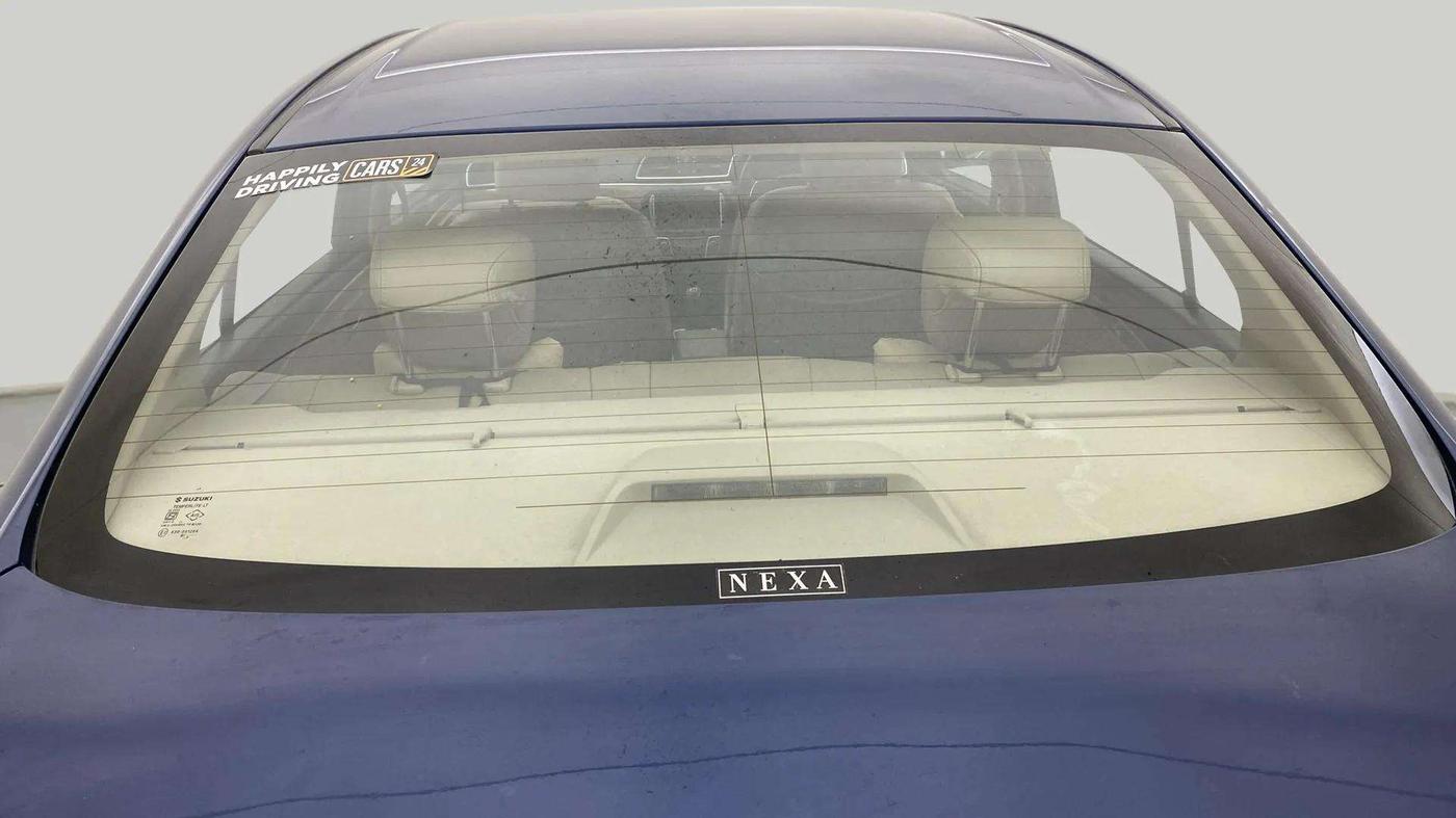 2018 Maruti Ciaz ALPHA 1.5 SHVS PETROL, Petrol, Manual, 30,345 km, Rear Windshield
