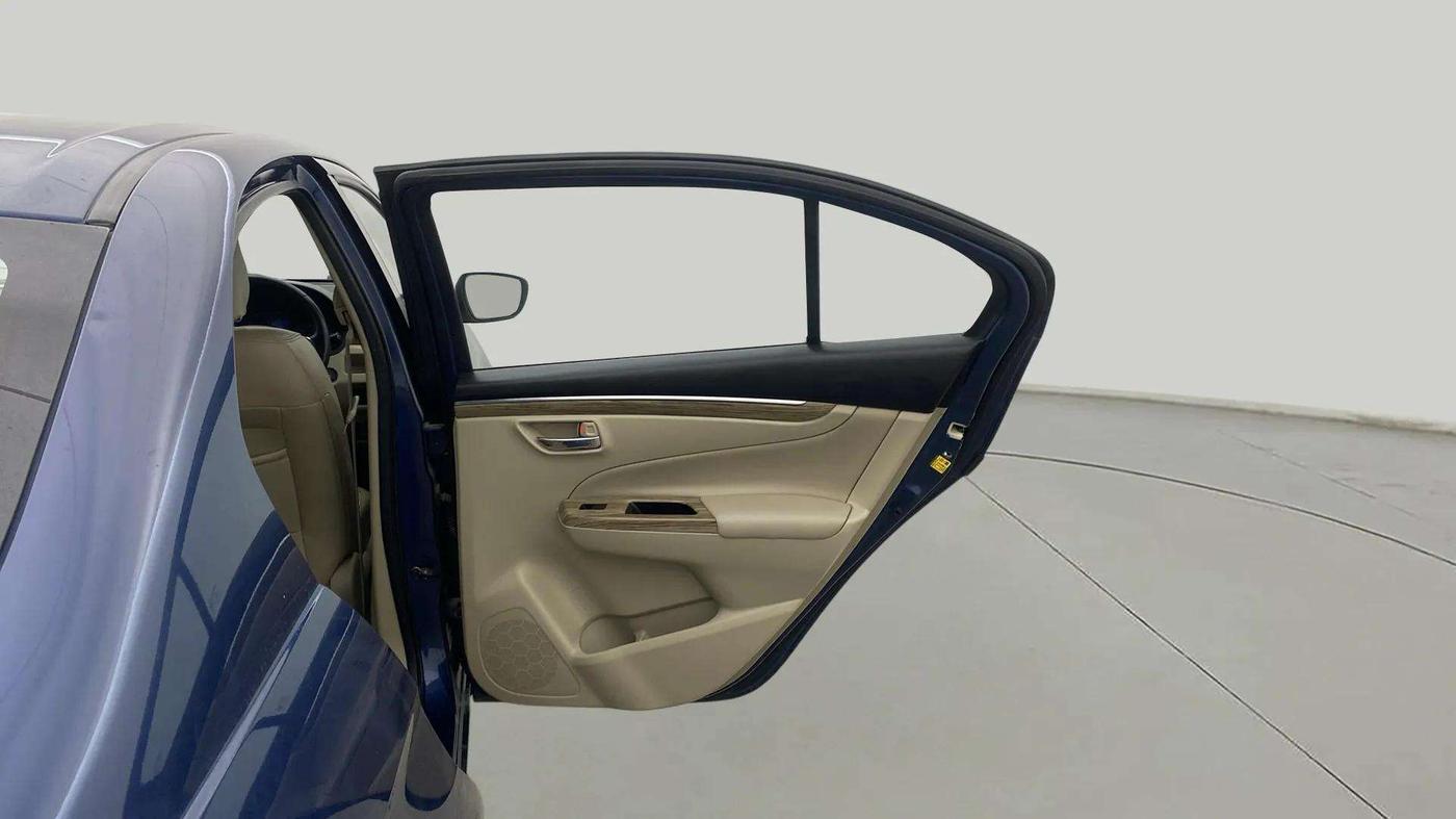 2018 Maruti Ciaz ALPHA 1.5 SHVS PETROL, Petrol, Manual, 30,345 km, RHS Rear Door