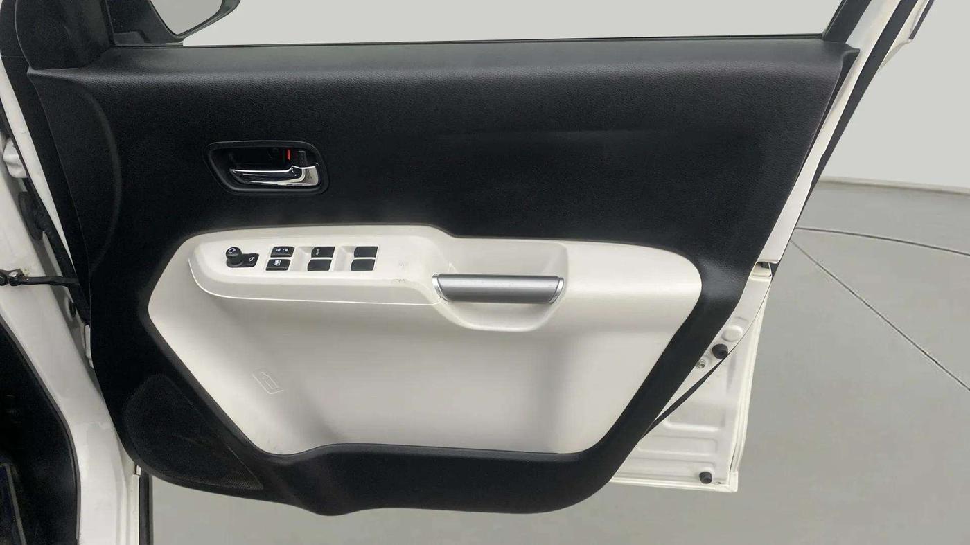 2021 Maruti IGNIS ZETA 1.2, Petrol, Manual, 16,432 km, Driver Side Door Panels Control