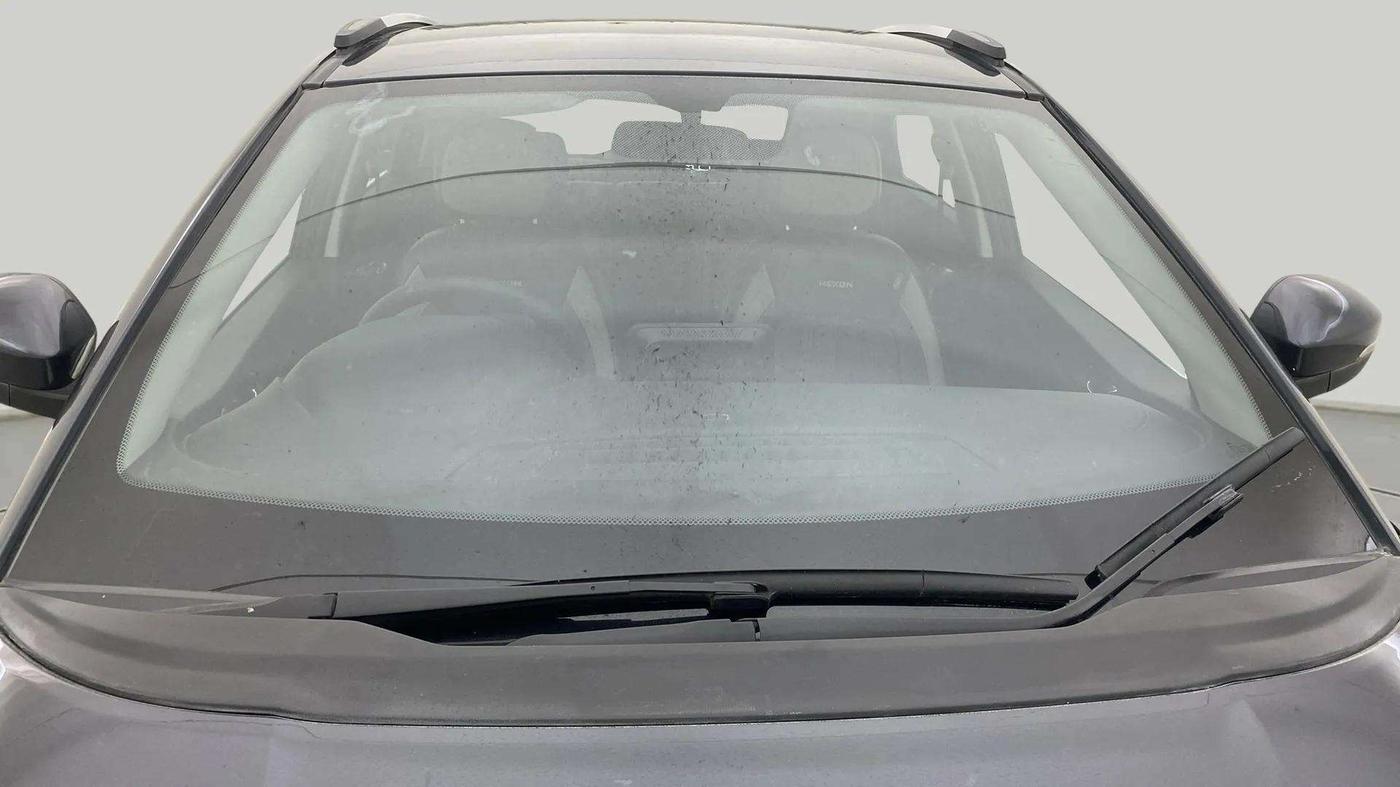 2018 Tata NEXON XZ PLUS PETROL, Petrol, Manual, 62,508 km, Front Windshield