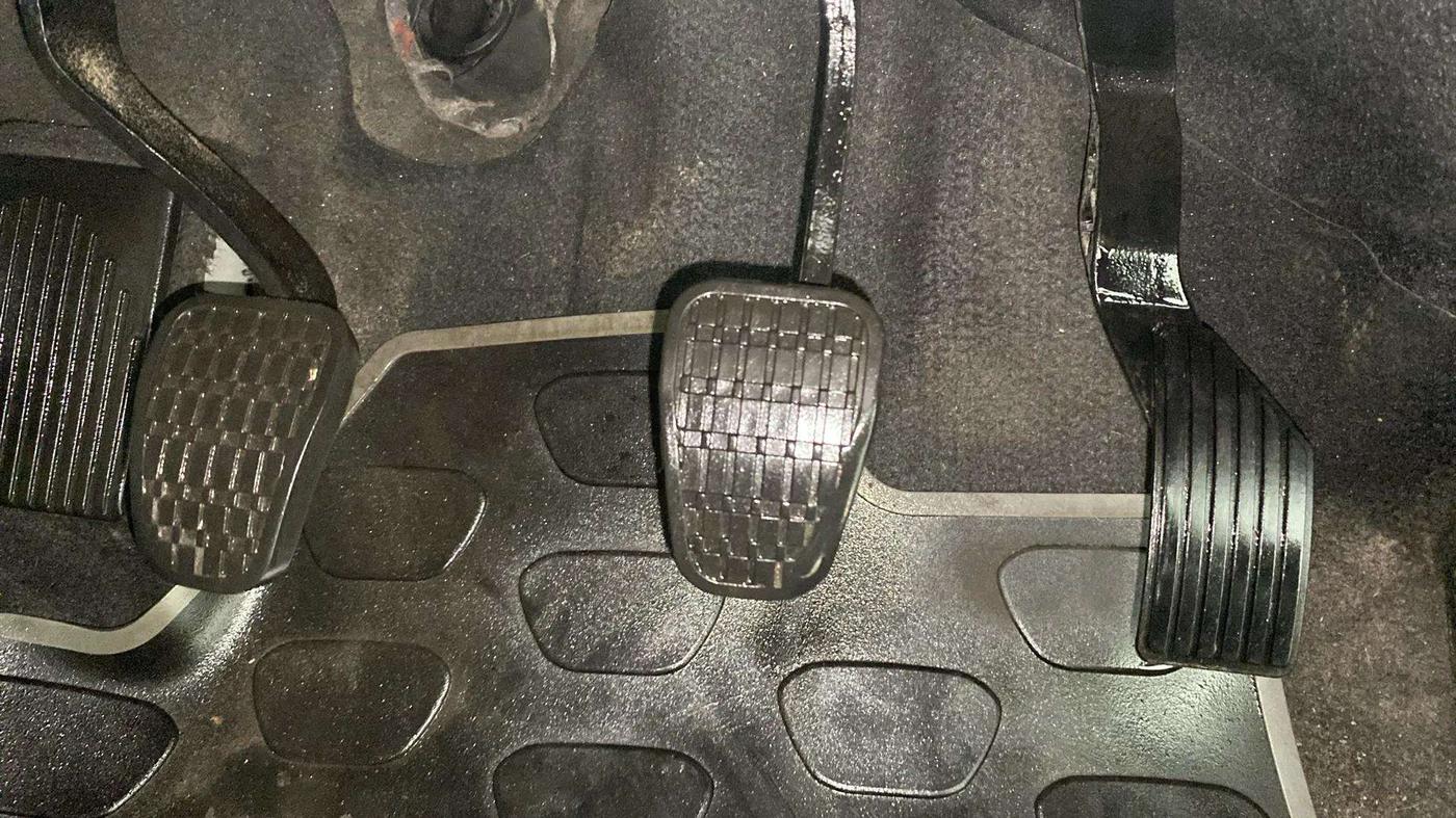 2018 Tata NEXON XZ PLUS PETROL, Petrol, Manual, 62,508 km, Pedals