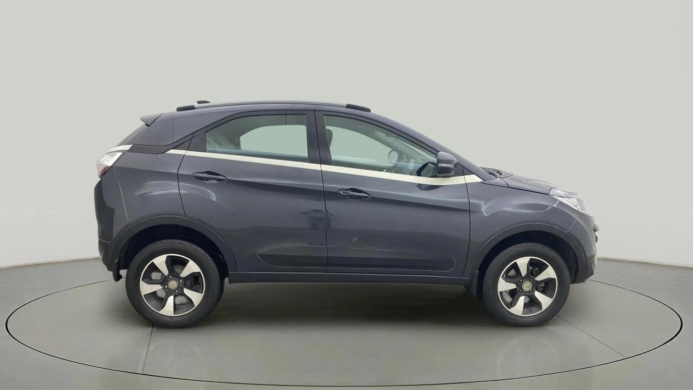 2018 Tata NEXON XZ PLUS PETROL, Petrol, Manual, 62,508 km, Right Side View
