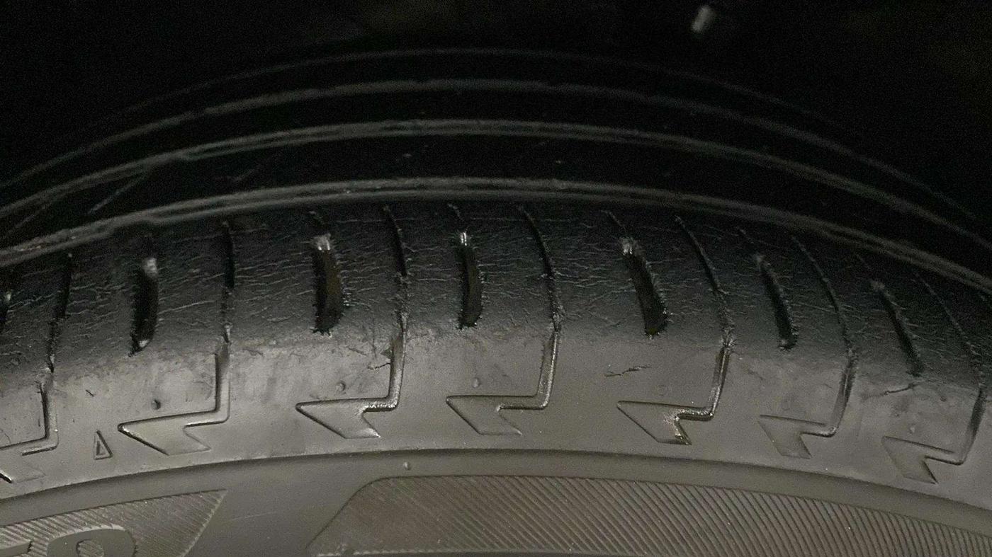 2017 Honda WR-V 1.2L I-VTEC VX MT, Petrol, Manual, 27,002 km, Right Rear Tyre Tread