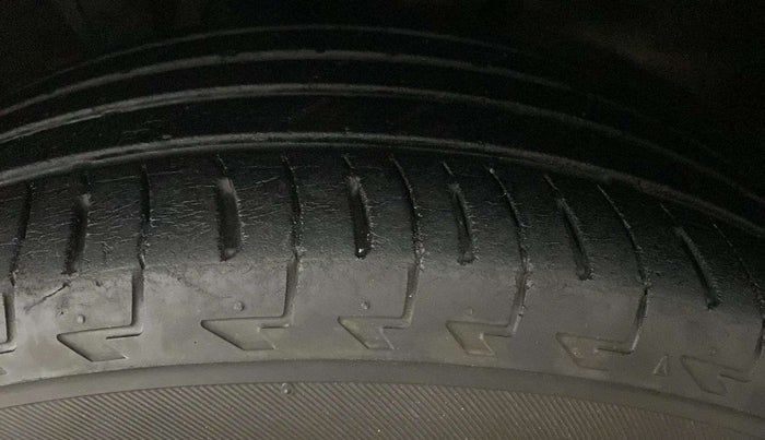 2017 Honda WR-V 1.2L I-VTEC VX MT, Petrol, Manual, 27,002 km, Right Front Tyre Tread