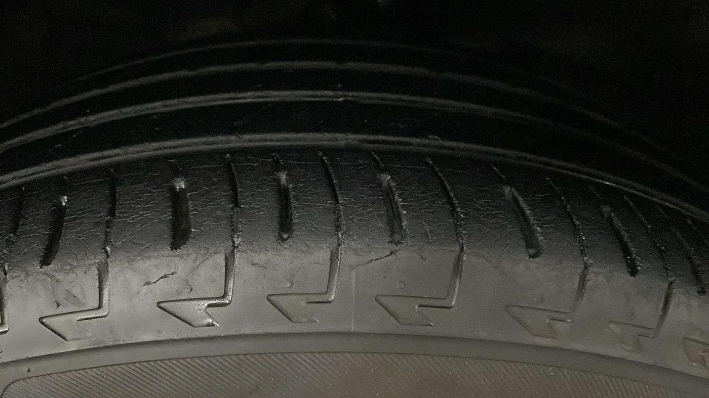 2017 Honda WR-V 1.2L I-VTEC VX MT, Petrol, Manual, 27,002 km, Left Rear Tyre Tread