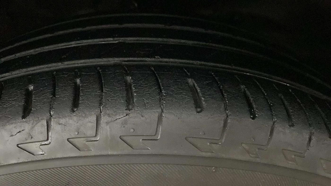 2017 Honda WR-V 1.2L I-VTEC VX MT, Petrol, Manual, 27,002 km, Left Front Tyre Tread