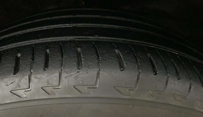 2017 Honda WR-V 1.2L I-VTEC VX MT, Petrol, Manual, 27,002 km, Left Front Tyre Tread