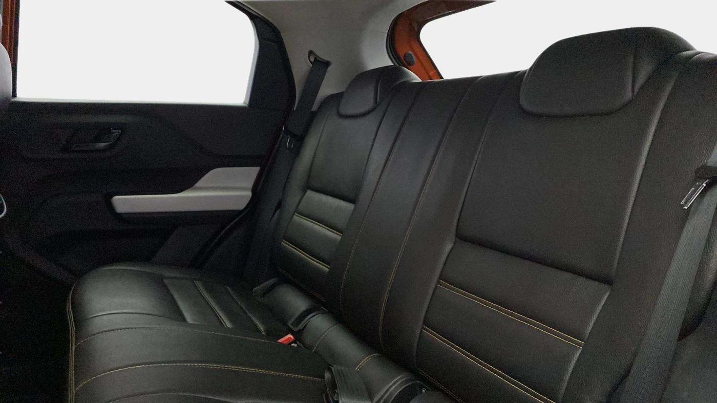 2022 Tata PUNCH ACCOMPLISHED MT, Petrol, Manual, 21,268 km, Right Side Rear Door Cabin