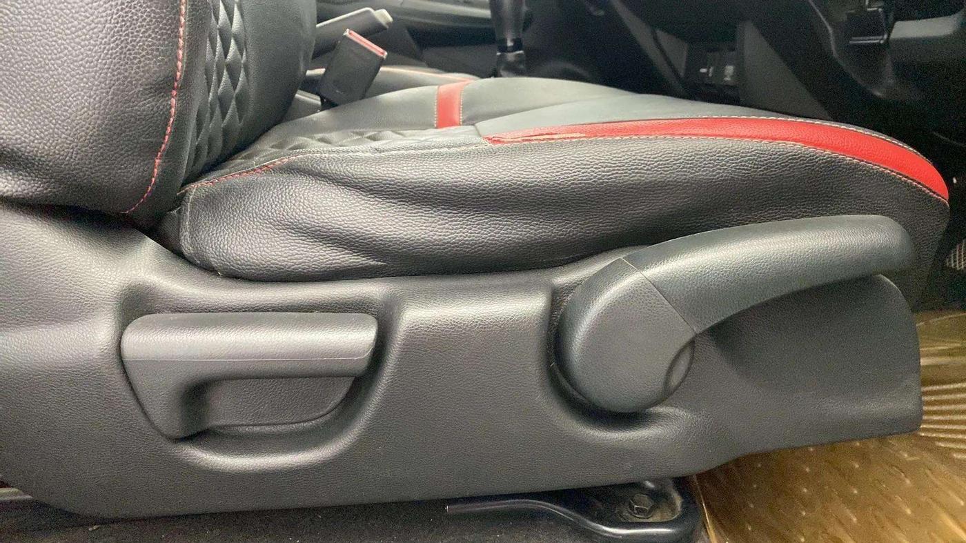 2017 Honda WR-V 1.2L I-VTEC VX MT, Petrol, Manual, 94,381 km, Driver Side Adjustment Panel