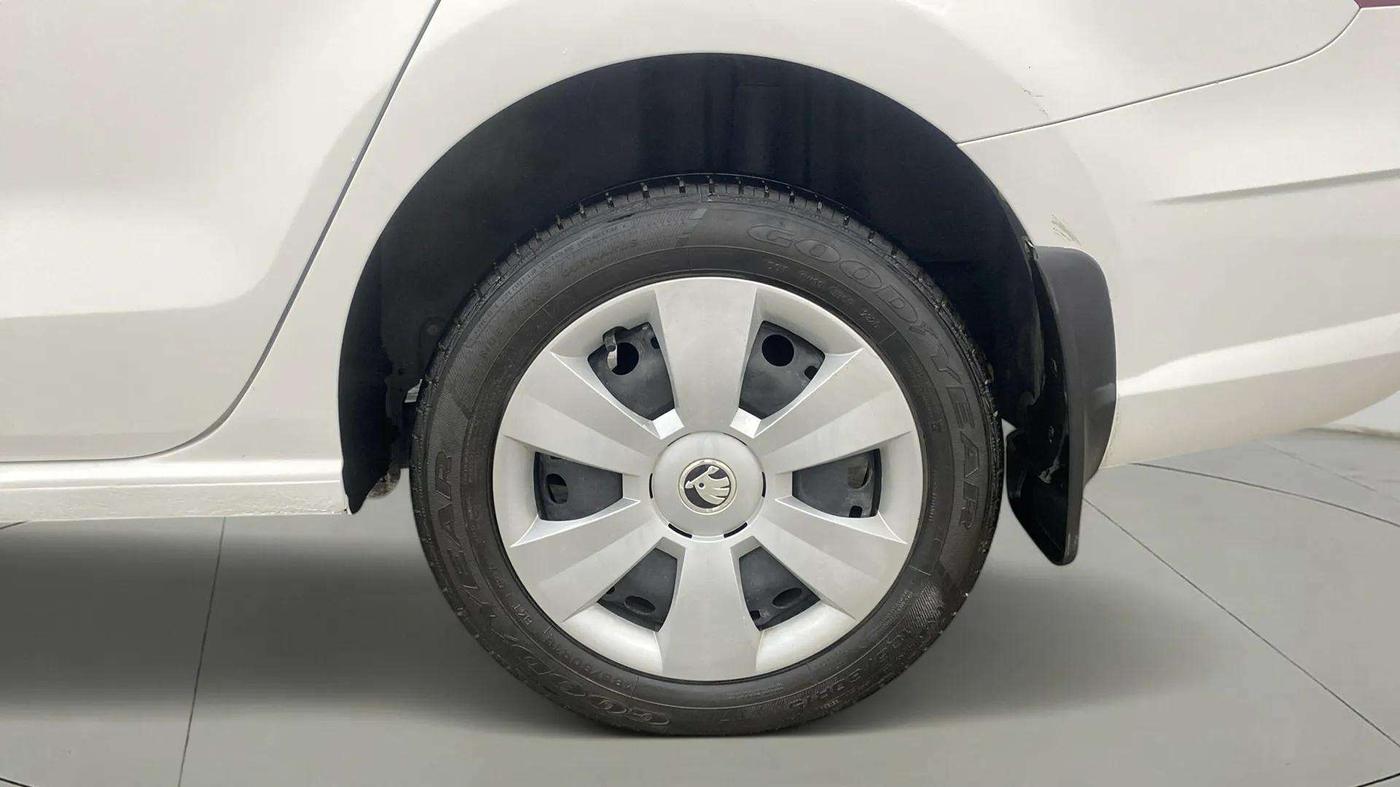 2020 Skoda Rapid ACTIVE 1.0 TSI, Petrol, Manual, 38,256 km, Left Rear Wheel
