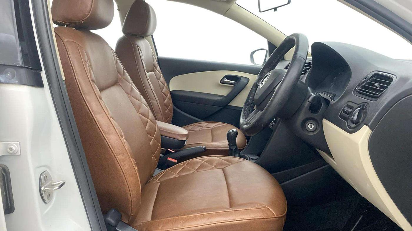 2020 Skoda Rapid ACTIVE 1.0 TSI, Petrol, Manual, 38,256 km, Right Side Front Door Cabin