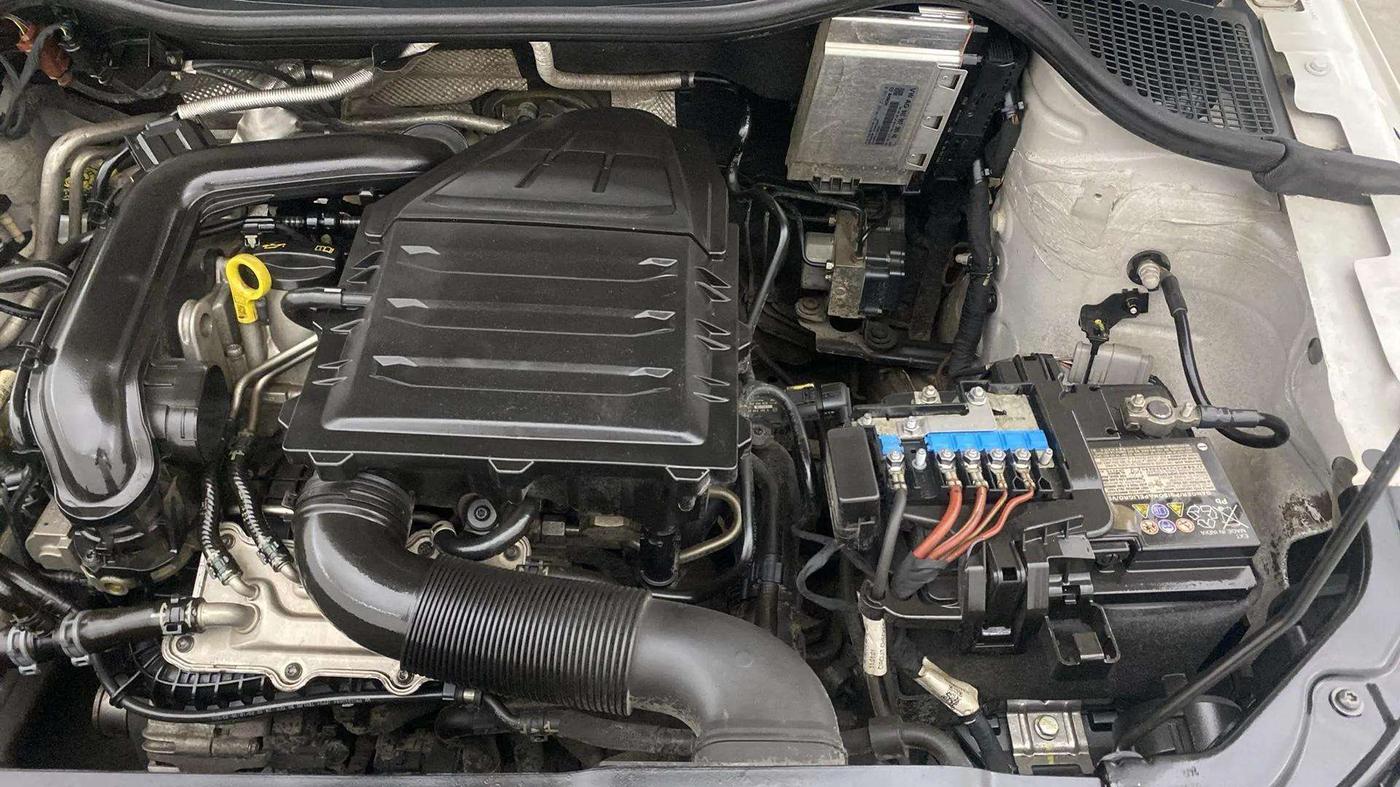 2020 Skoda Rapid ACTIVE 1.0 TSI, Petrol, Manual, 38,256 km, Engine View - Left