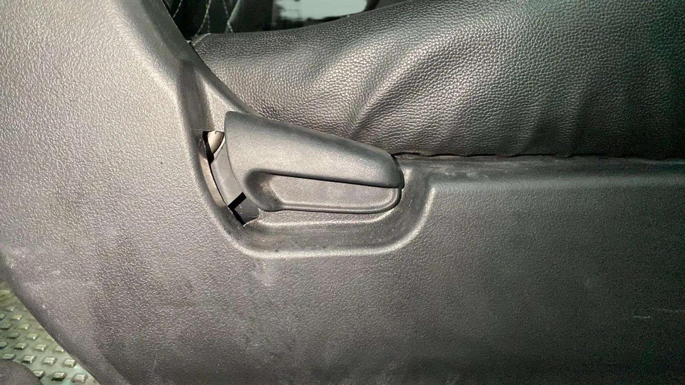 2017 Maruti Wagon R 1.0 VXI, Petrol, Manual, 16,558 km, Driver Side Adjustment Panel