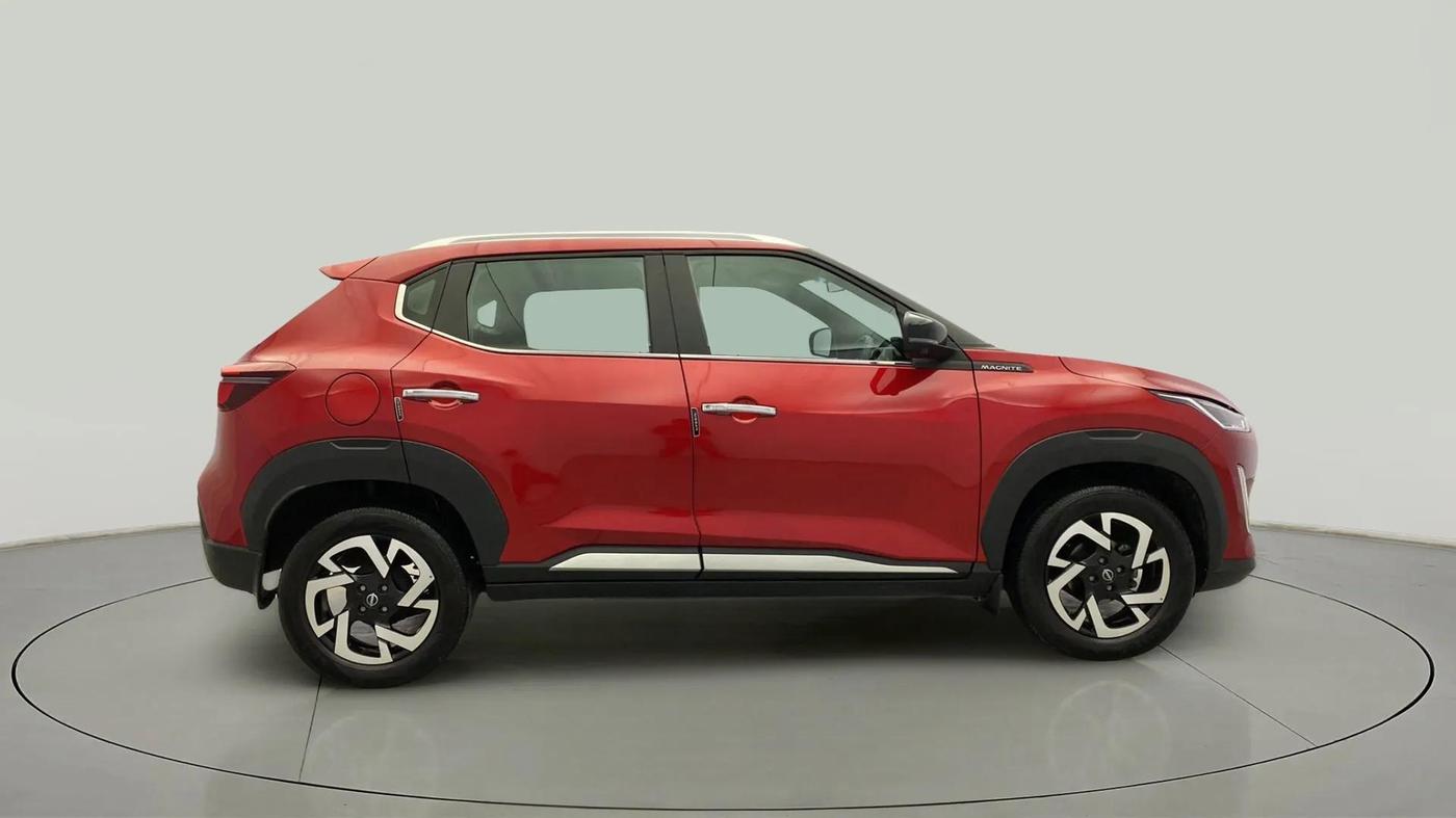 2023 Nissan MAGNITE XV PREMIUM TURBO (O) CVT, Petrol, Automatic, 16,093 km, Right Side View