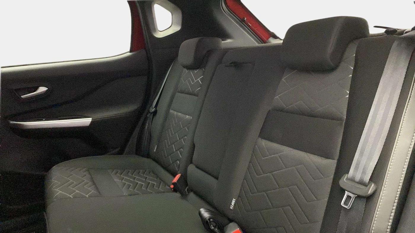 2023 Nissan MAGNITE XV PREMIUM TURBO (O) CVT, Petrol, Automatic, 16,093 km, Right Side Rear Door Cabin