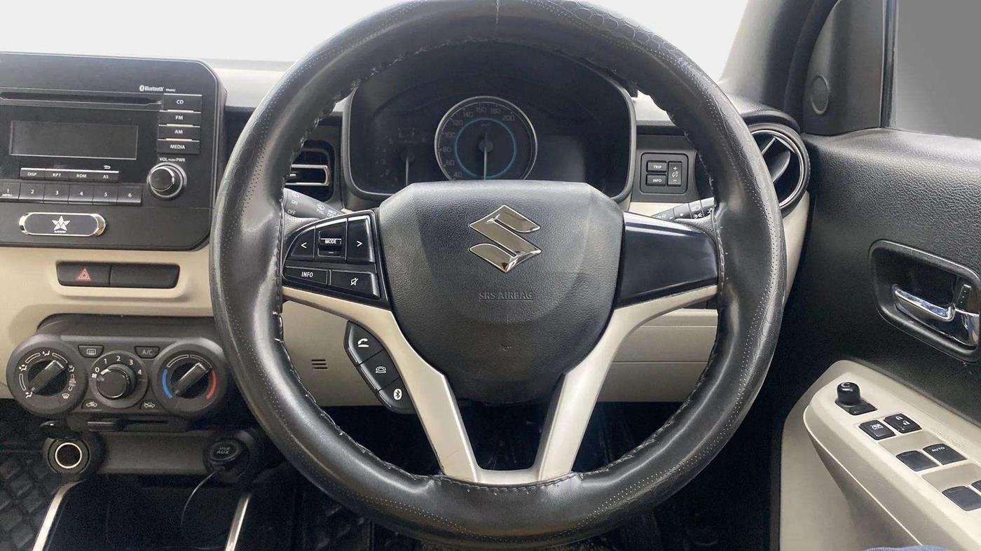 2017 Maruti IGNIS ZETA 1.2 AMT, Petrol, Automatic, 67,686 km, Steering Wheel Close Up