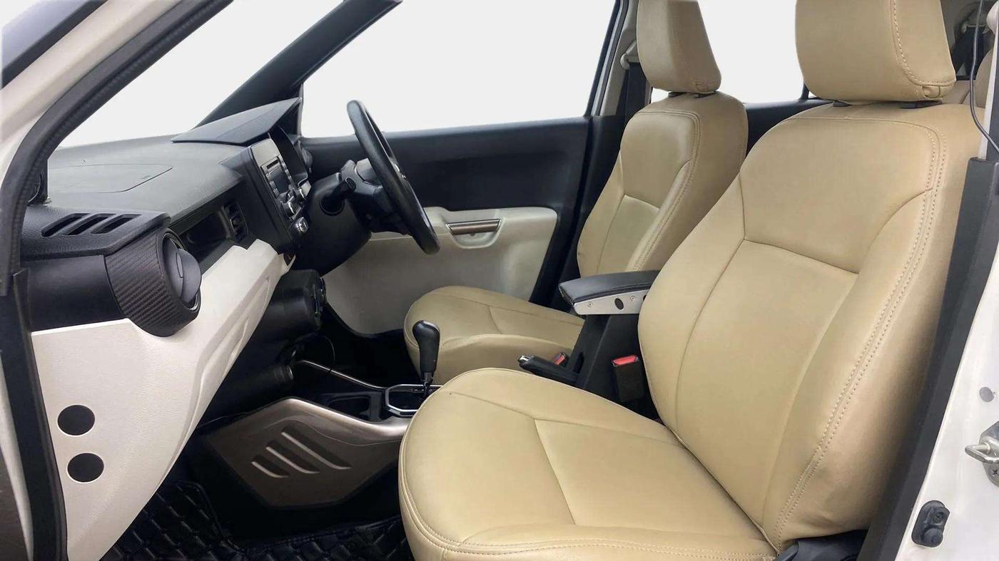 2017 Maruti IGNIS ZETA 1.2 AMT, Petrol, Automatic, 67,686 km, Right Side Front Door Cabin