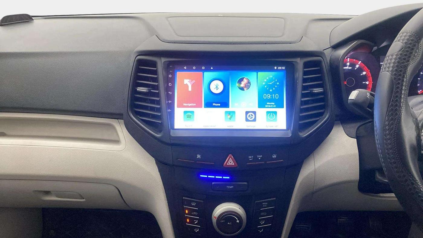 2021 Mahindra XUV300 W4 1.2 PETROL, Petrol, Manual, 17,830 km, Air Conditioner