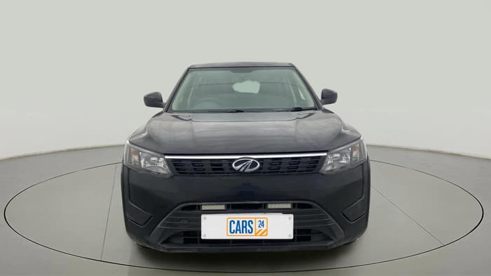 2021 Mahindra XUV300 W4 1.2 PETROL, Petrol, Manual, 17,830 km, Front