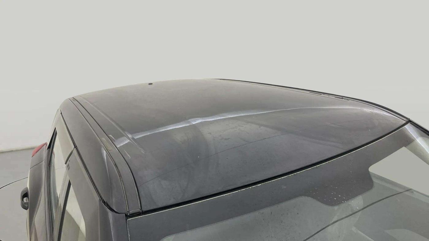 2021 Mahindra XUV300 W4 1.2 PETROL, Petrol, Manual, 17,830 km, Roof