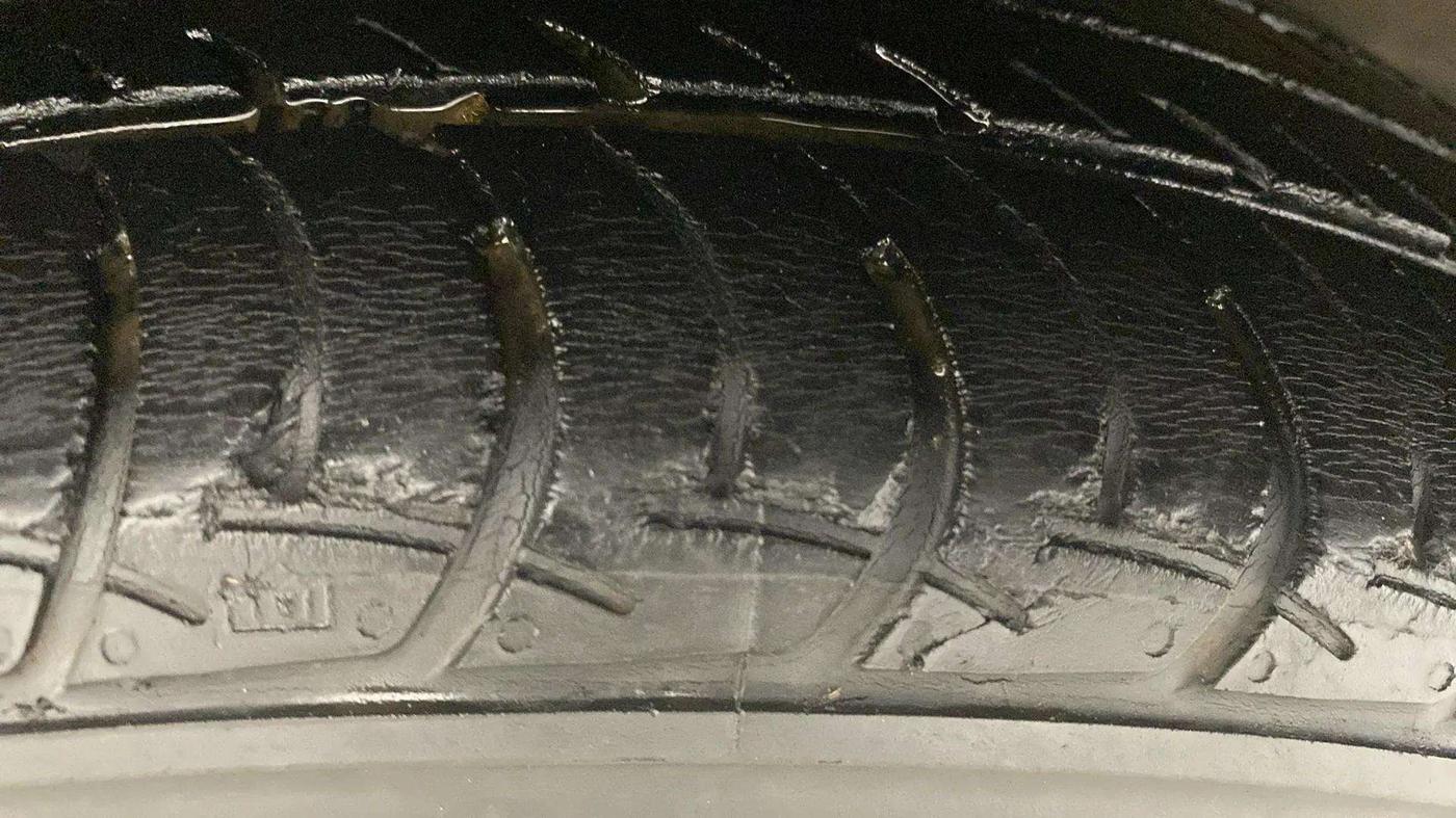 2019 Maruti New Wagon-R ZXI 1.2, Petrol, Manual, 34,068 km, Left Front Tyre Tread