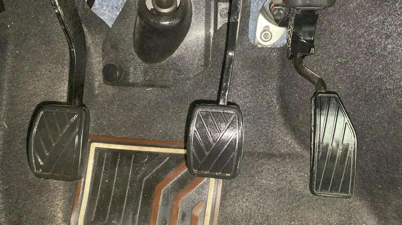 2019 Maruti New Wagon-R ZXI 1.2, Petrol, Manual, 34,068 km, Pedals