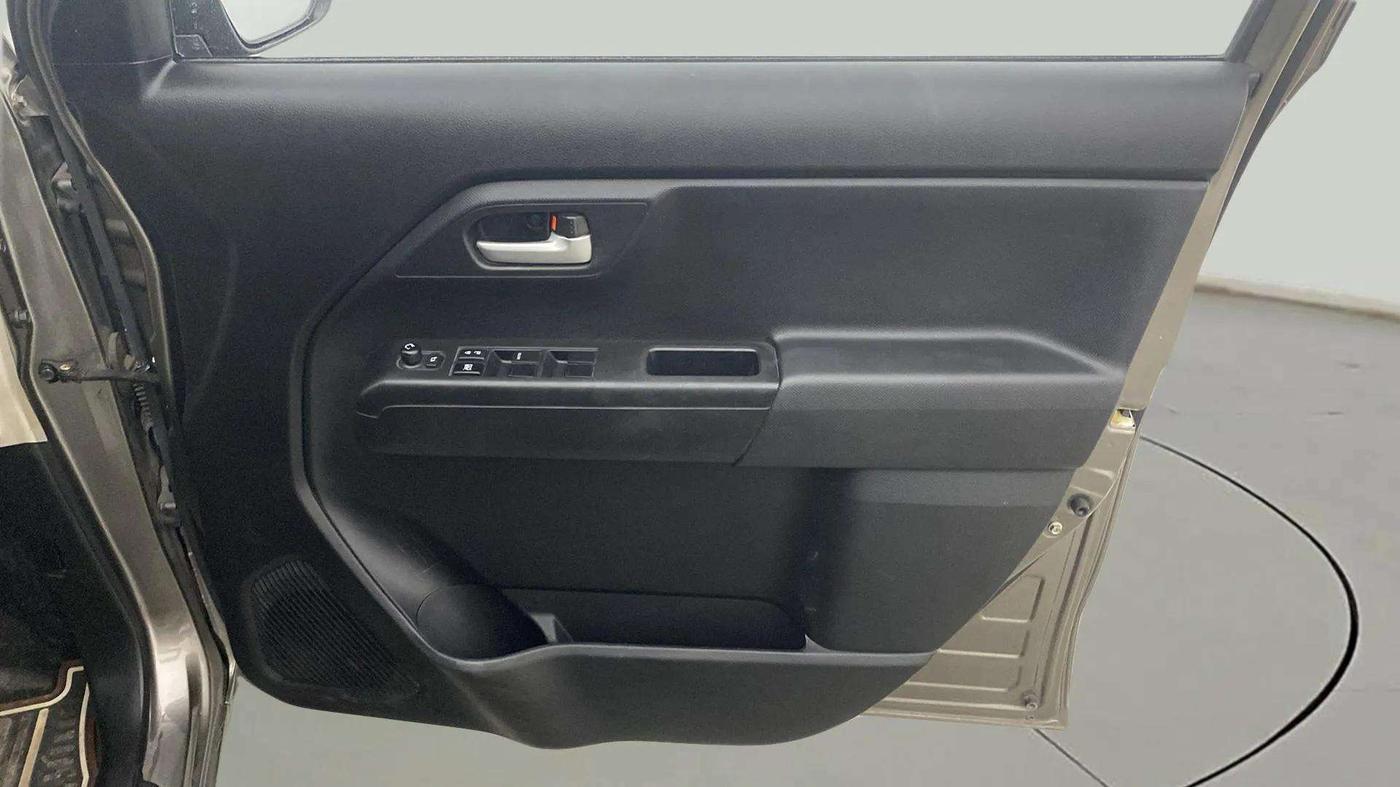 2019 Maruti New Wagon-R ZXI 1.2, Petrol, Manual, 34,068 km, Driver Side Door Panels Control