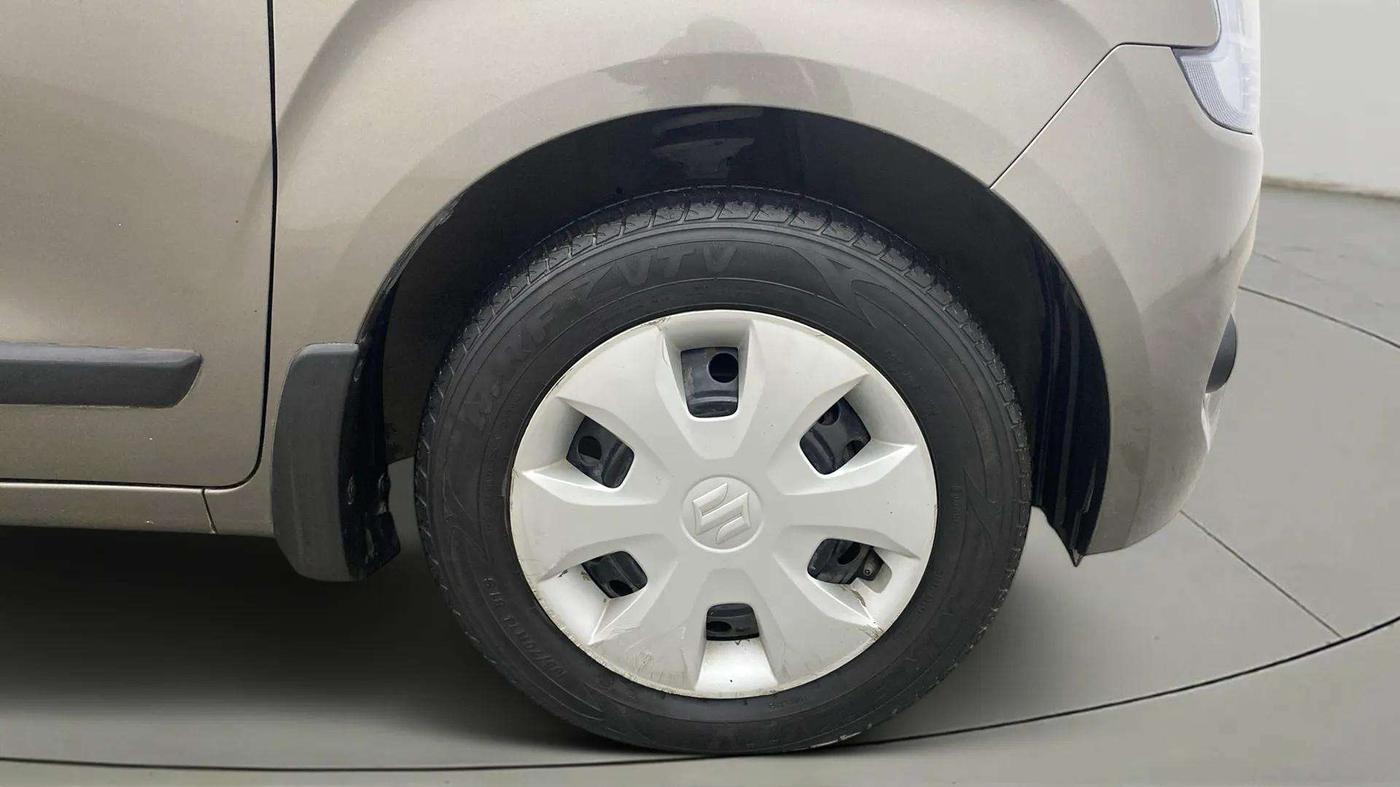 2019 Maruti New Wagon-R ZXI 1.2, Petrol, Manual, 34,068 km, Left Front Wheel
