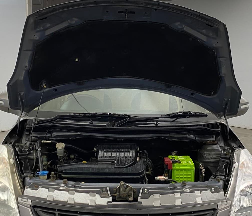 2014 Maruti Swift Dzire VXI, Petrol, Manual, 90,141 km, Open Bonet