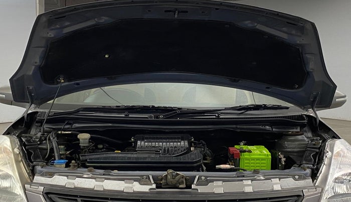 2014 Maruti Swift Dzire VXI, Petrol, Manual, 90,141 km, Open Bonet