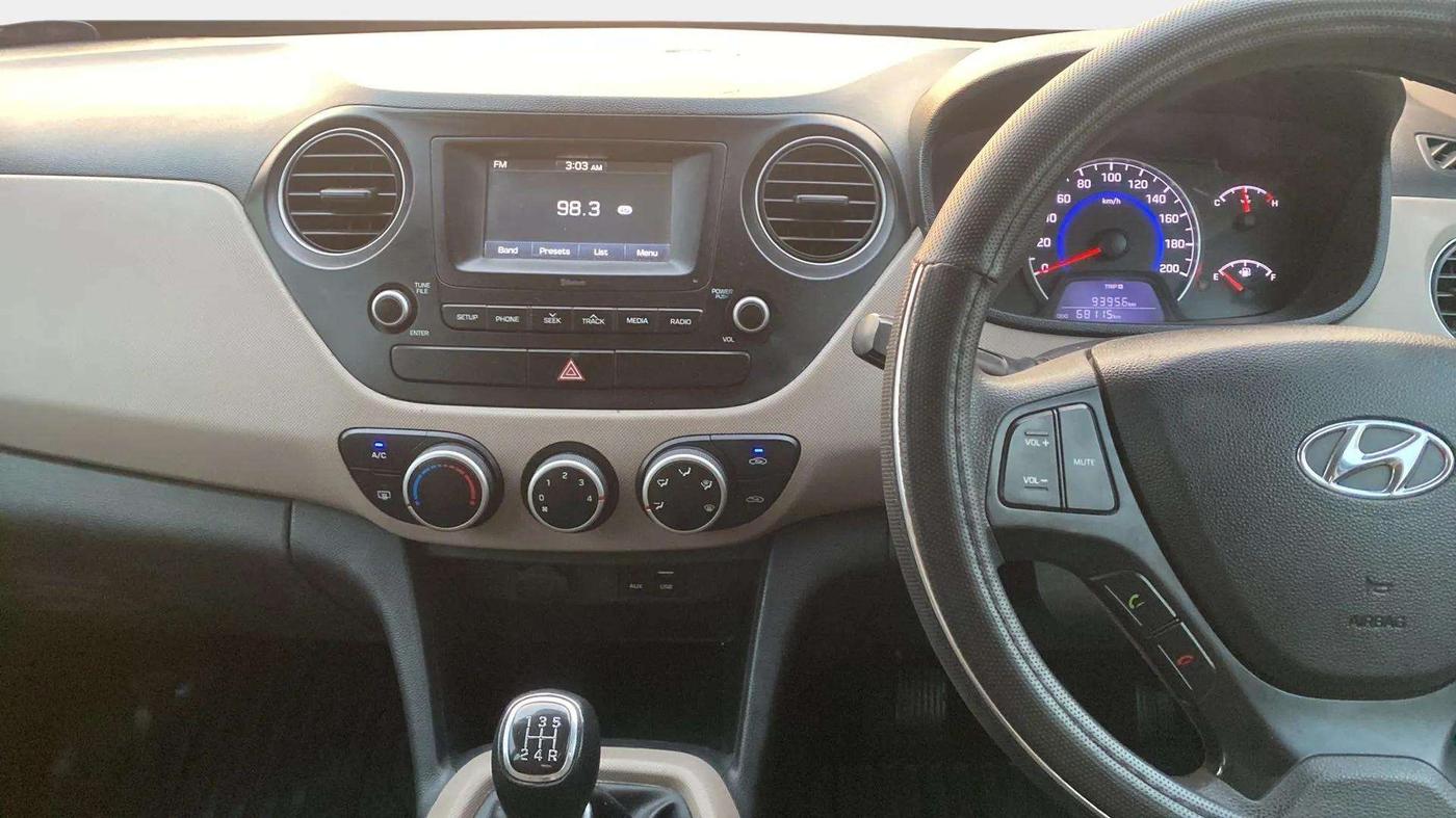 2017 Hyundai Grand i10 SPORTZ 1.2 KAPPA VTVT, Petrol, Manual, 68,107 km, Air Conditioner